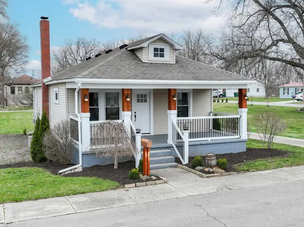 316 E Weninger St, North Judson, IN 46366