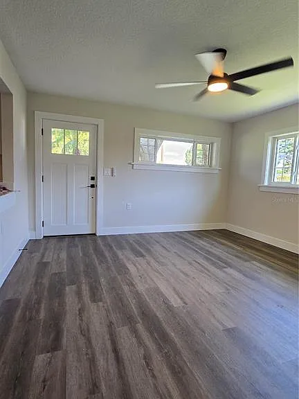 2709 Arc Dr — Photo 10