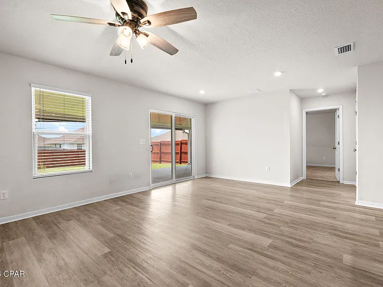 5545 Lexa Ln — Photo 21
