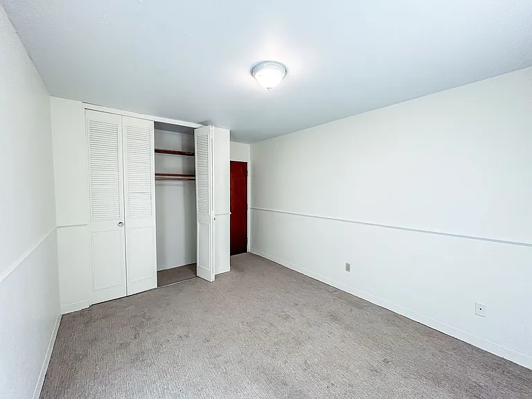 2712 Pillsbury Ave S — Photo 9