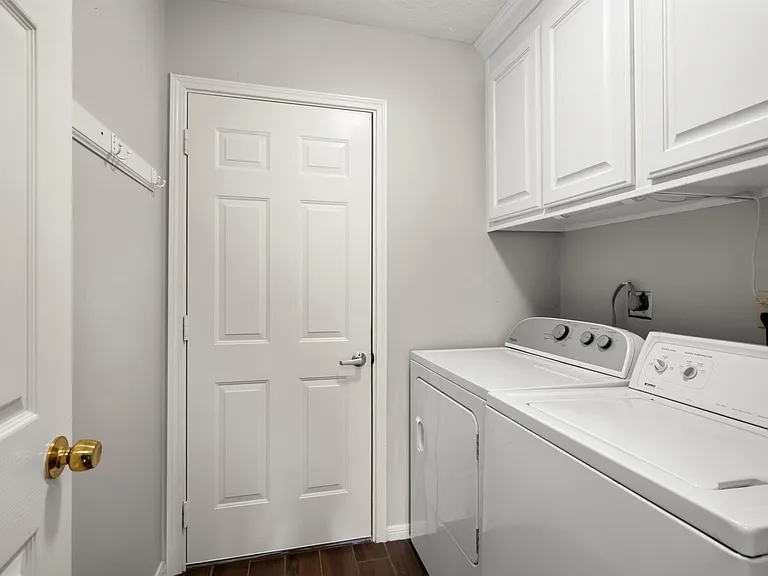 11307 Travelers Way Cir — Photo 13