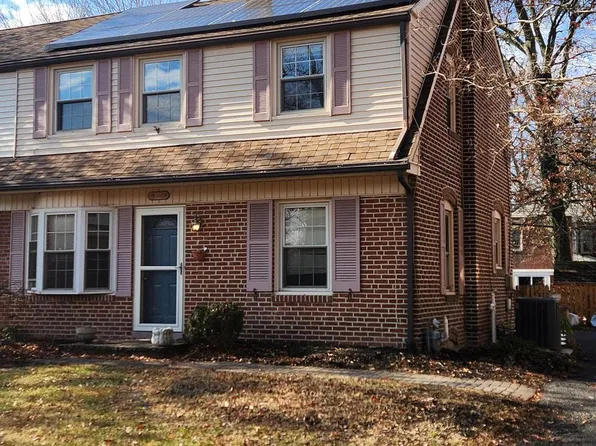 305 Village Rd, Wilmington, DE 19805