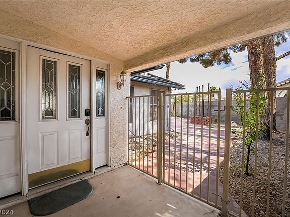 5th image of 3930 Amy Marie Ct