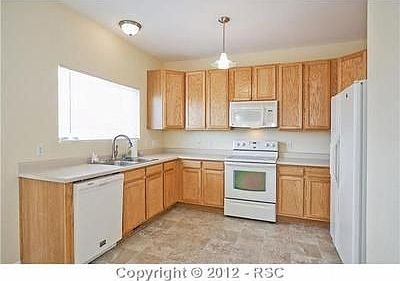 LOTS OF 42 INCH CABINETS