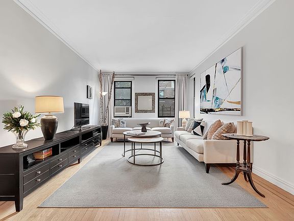 3rd image of 350 E 77th St APT 4A