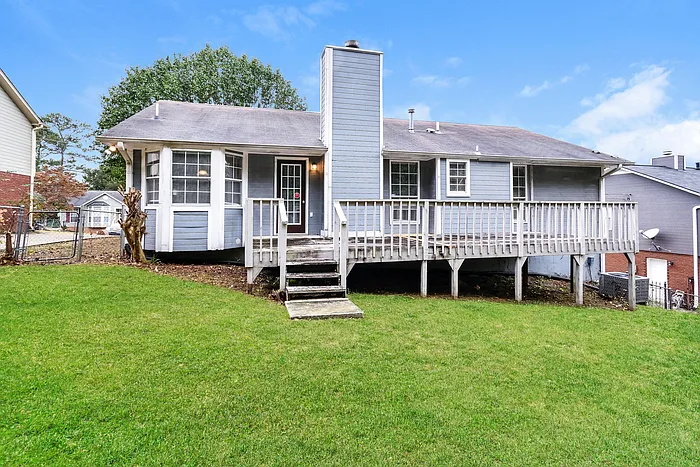 1917 Pebble Lake Cir — Photo 12