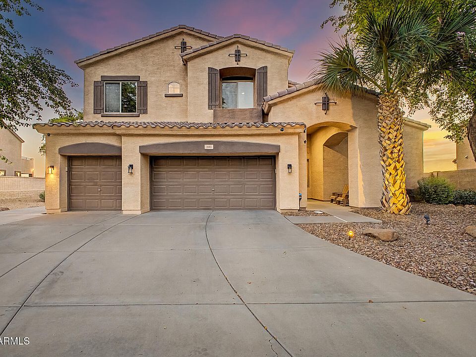 1st image of 682 E CAPRICORN Way