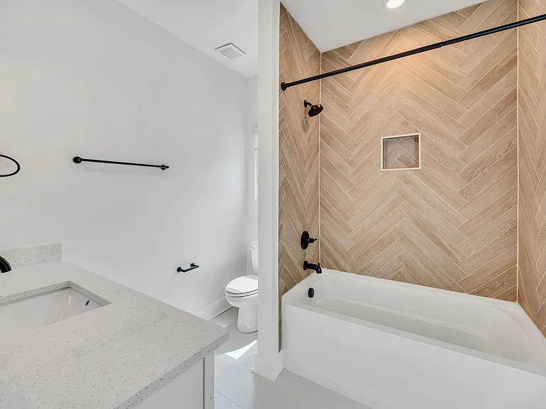 904B Cahal Ave — Photo 34