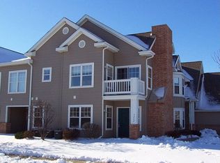 3262 Stonecreek Dr, Madison, WI 53719