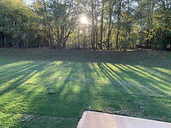 5th image of 224 Lockeland Park Dr