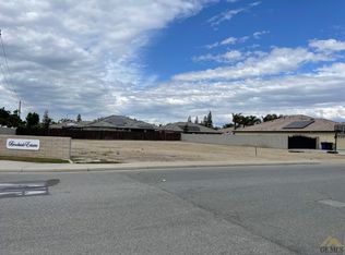 868 Pine Cone St, Shafter, CA 93263