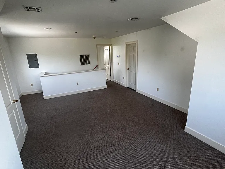 88 Kingwood Stockton Rd — Photo 11