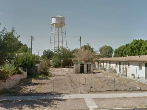 952 G St, Brawley, CA 92227