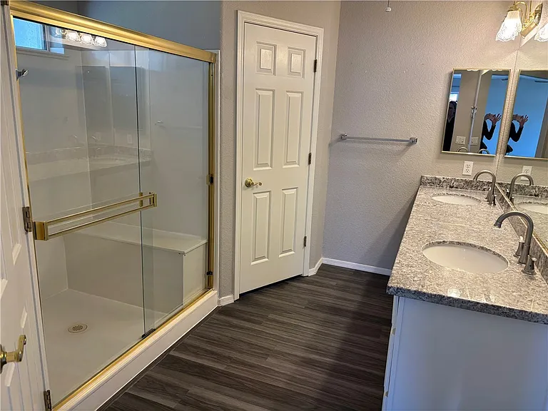 2838 Camino Del Rio — Photo 15
