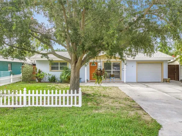 743 41st Ave NE, Saint Petersburg, FL 33703
