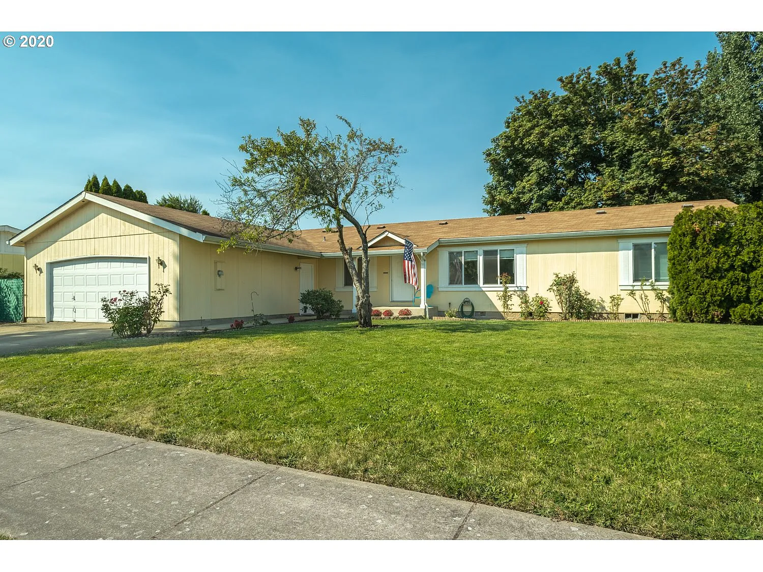 4035 Robin Ave photo 1