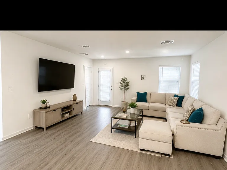 3877 Seagull Cir — Photo 5