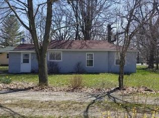 549 W Main St, Centreville, MI 49032