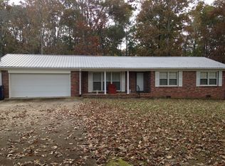 6301 3rd St, Hokes Bluff, AL 35903