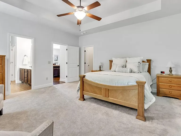 101 Beaumont Creek Ln — Photo 33