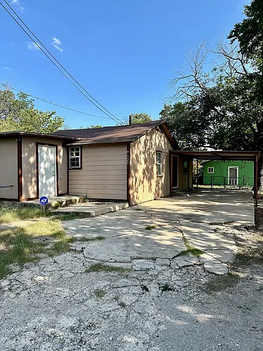 122 Collins Ct Photo 1