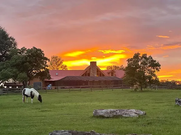 5132 Friendship Church Rd, Malone, FL 32445