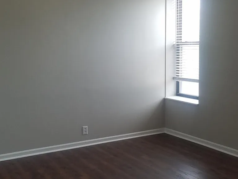 2320 S Grand Blvd #200 — Photo 4