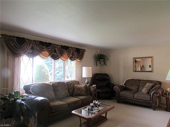 2nd image of 4197 Rollingview Dr