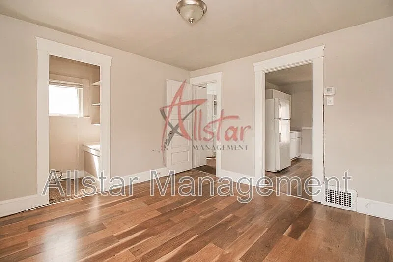2 bed, 1.0 bath, 700 sqft, $1,125 — Photo 4