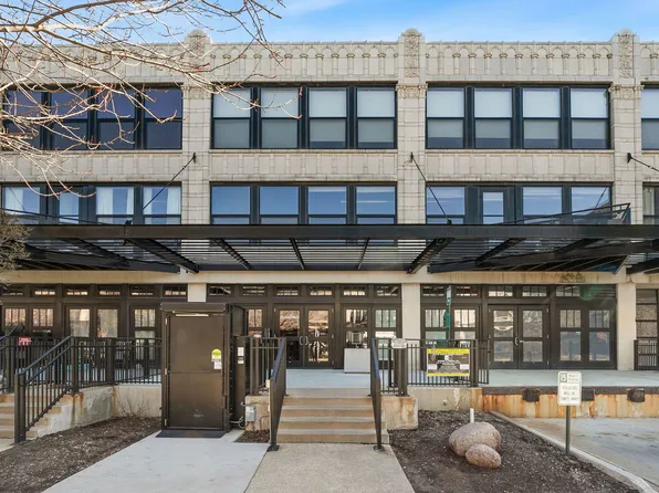 1151 W 15th St Unit 340, Chicago, IL 60608