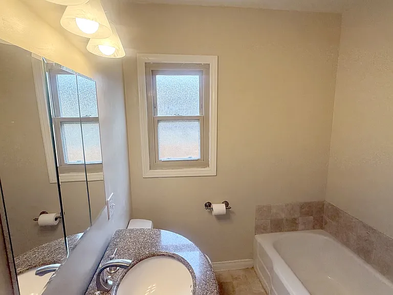 6243 Blucher Ave — Photo 20