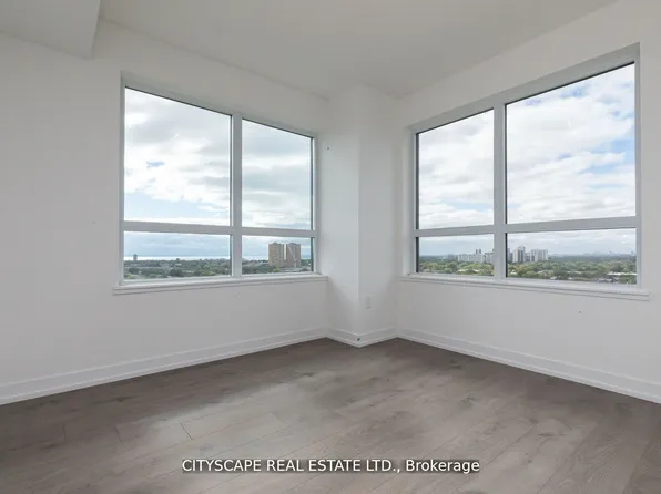 1420 Dupont St #1904, Toronto, ON M6H 0C2