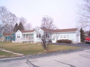 3510 Memorial Dr, Two Rivers, WI 54241