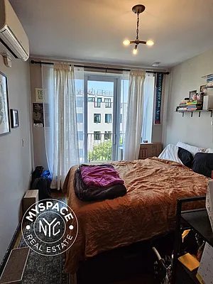 Rented by MySpaceNYC | media 28