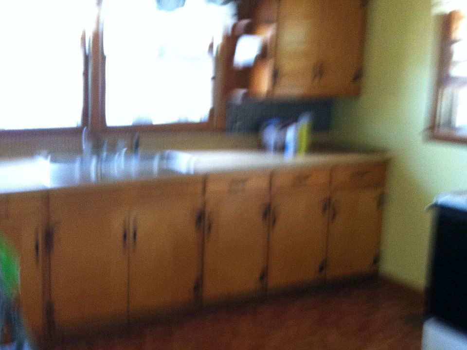 2nd image of 1107 Ann St