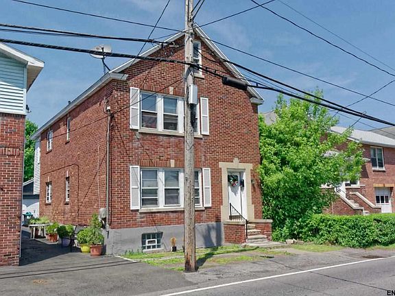 2nd image of 28 Fairfield Ave