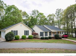 104 Morgan Bluff Rd, Mooresville, NC 28117