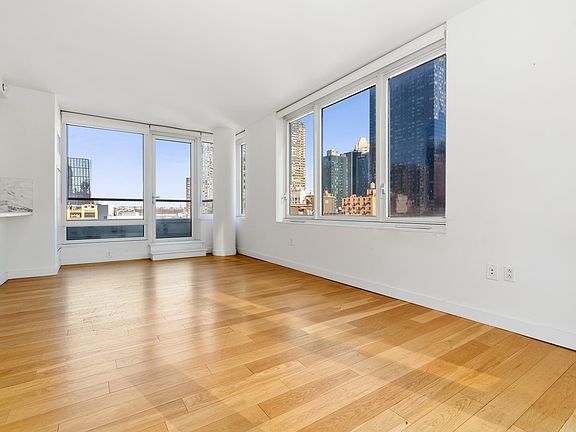 3rd image of 515 9th Ave #9F