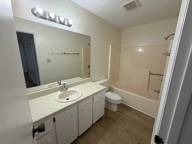 912 Pineland Ave #51 — Photo 9