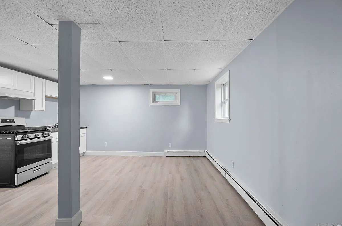 Building Photo - 61 Revere St