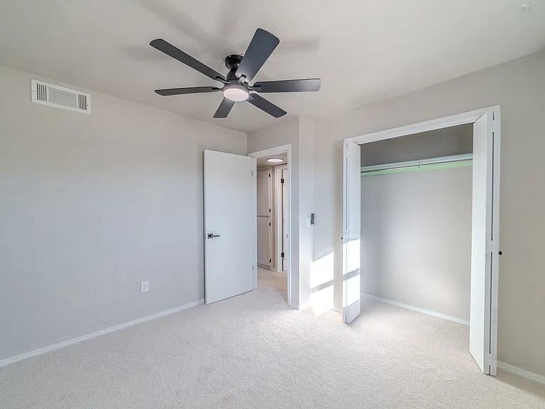 3326 Rock Creek Way — Photo 12