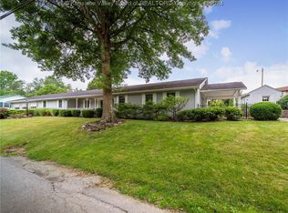 5147 Hopewell Dr, Charleston, WV 25313