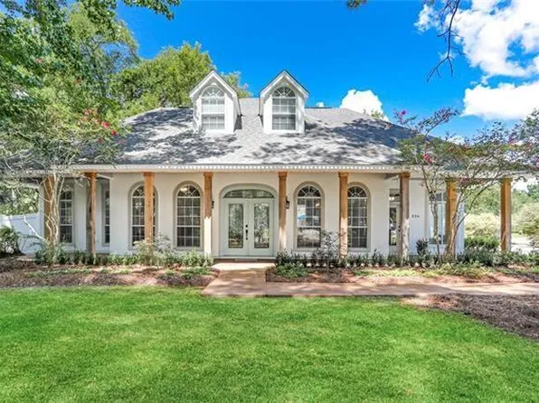 226 Mako Nako Dr, Mandeville, LA 70471