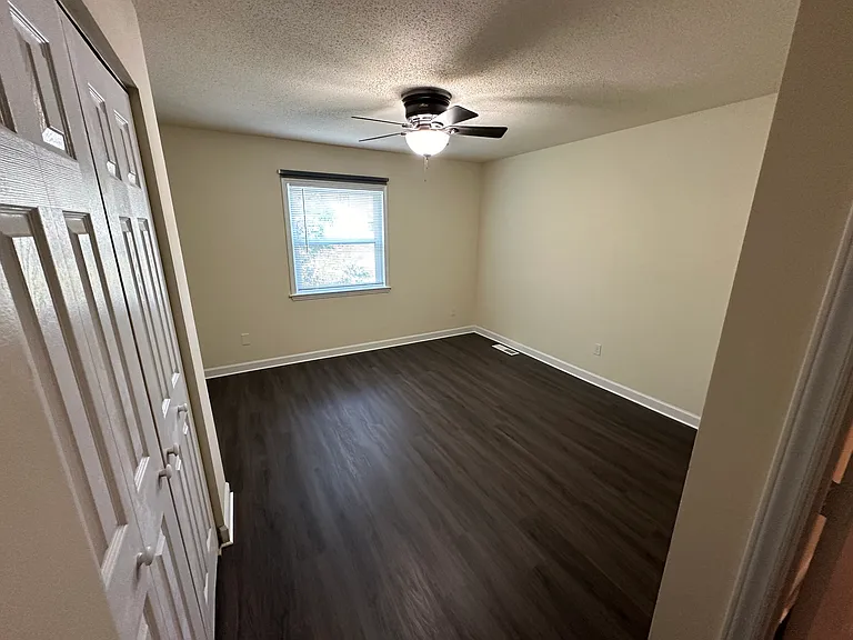2522 Avent Ferry Rd #201 — Photo 11