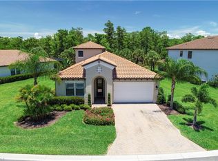 4143 Raffia Dr, Naples, FL 34119