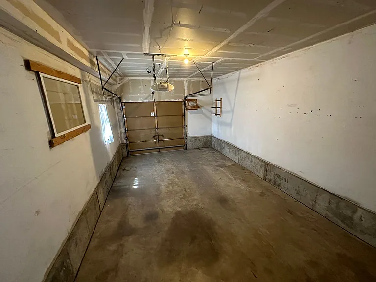106 E Chester St #A & B — Photo 11