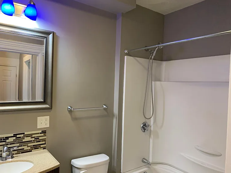 25 Arch St #1 — Photo 9