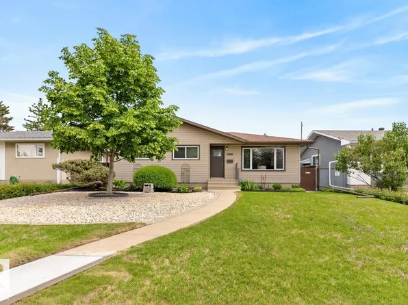 9523 52nd St NW, Edmonton, AB T6B 1G8