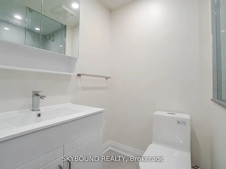 129 Milton St — Photo 16
