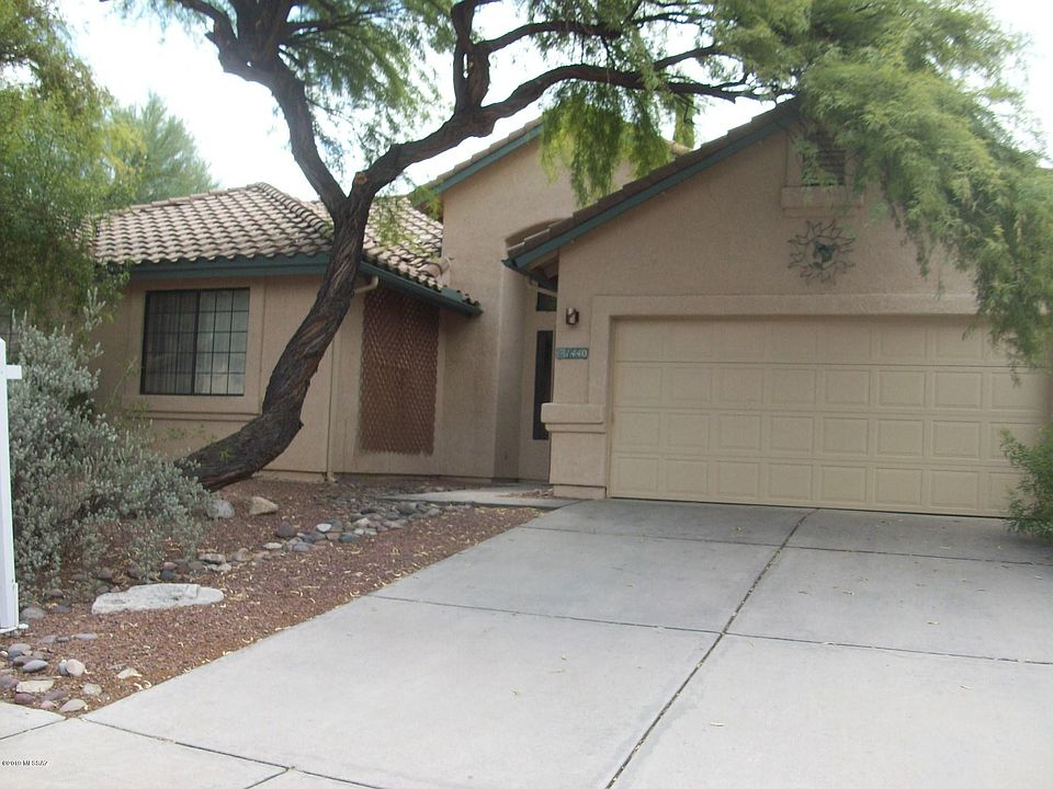 1st image of 1440 E Sonoran Desert Dr